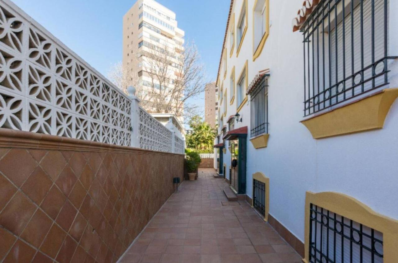 Torremolinos Playamar Primera Linea De Playa Urb. La Farola Apartment Exterior photo