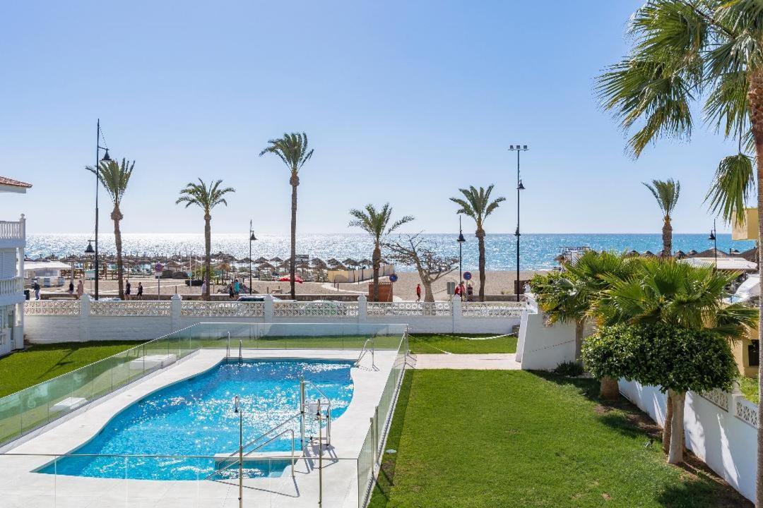 Torremolinos Playamar Primera Linea De Playa Urb. La Farola Apartment Exterior photo